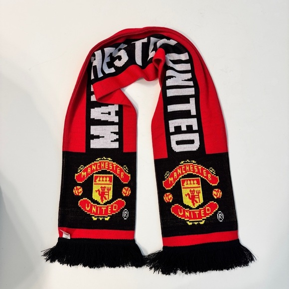 Manchester United Soccer Scarf in Red and Black Scarf - Picture 1 of 4